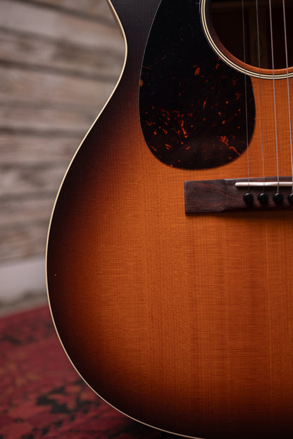 Martin 000-17 Acoustic Guitar Left Handed - Whiskey Sunset
