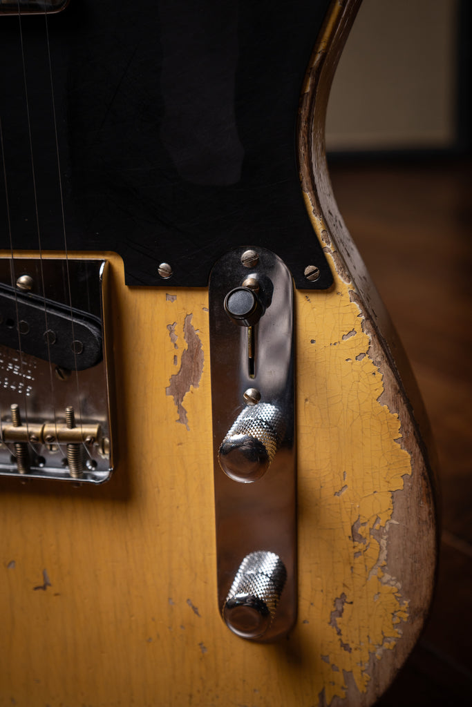 Fender Custom Shop 1951 Nocaster Super Heavy Relic Telecaster Electric Guitar - Super Faded Aged Nocaster Blonde