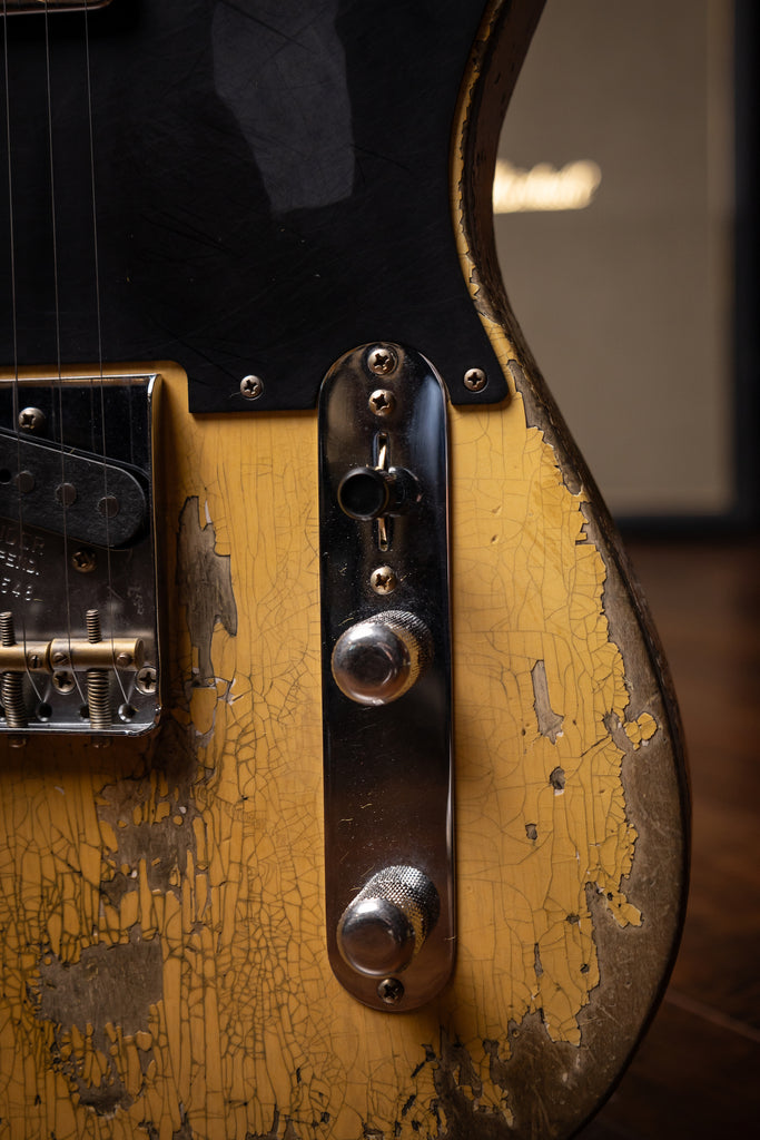 Fender 1954 Telecaster Super Heavy Relic Electric Guitar - Super Faded Aged Nocaster Blonde