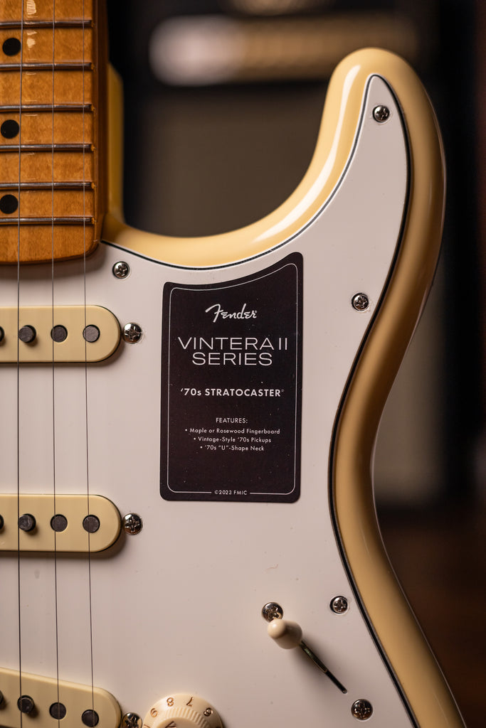 Fender Vintera II '70s Stratocaster Electric Guitar - Vintage White