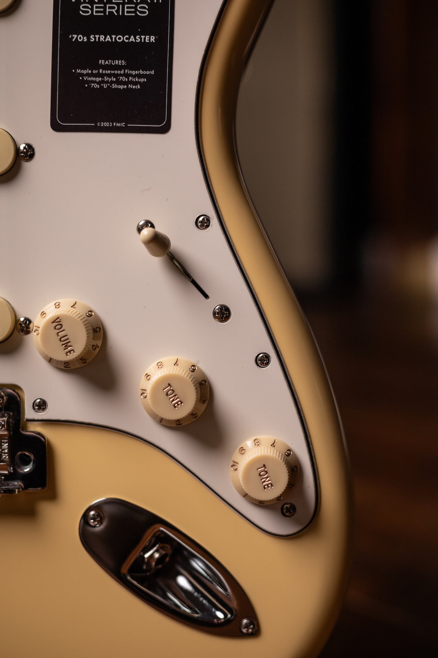 Fender Vintera II '70s Stratocaster Electric Guitar - Vintage White