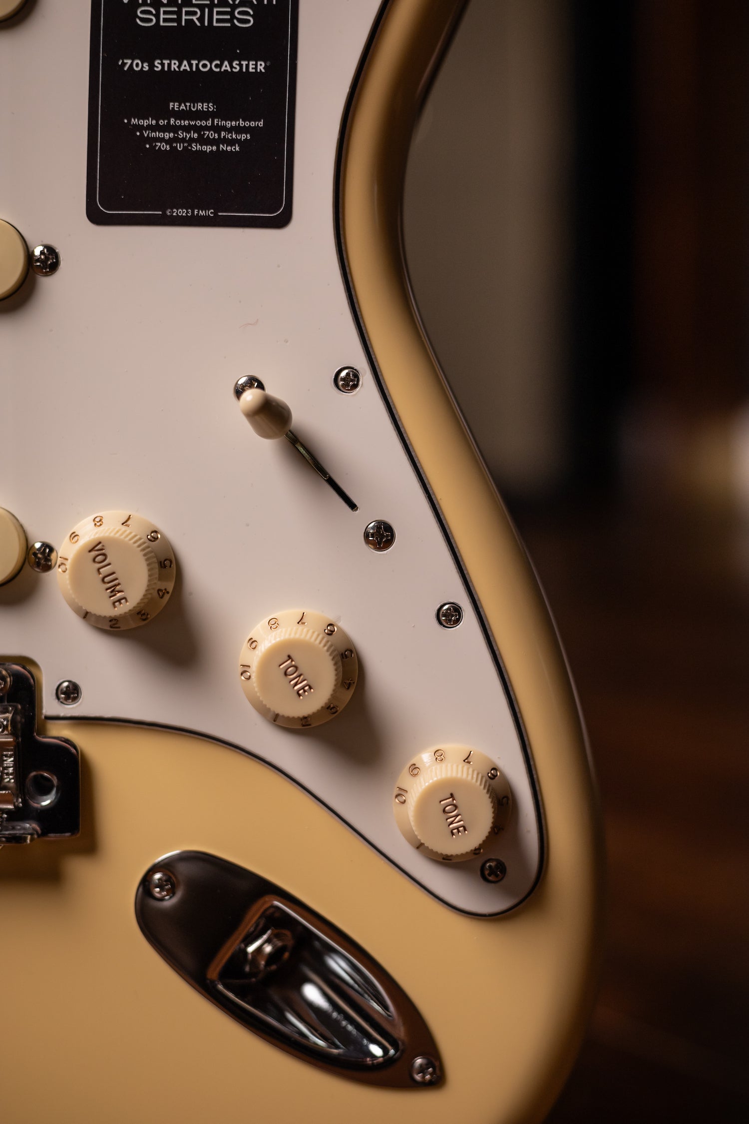 Fender Vintera II '70s Stratocaster Electric Guitar - Vintage White