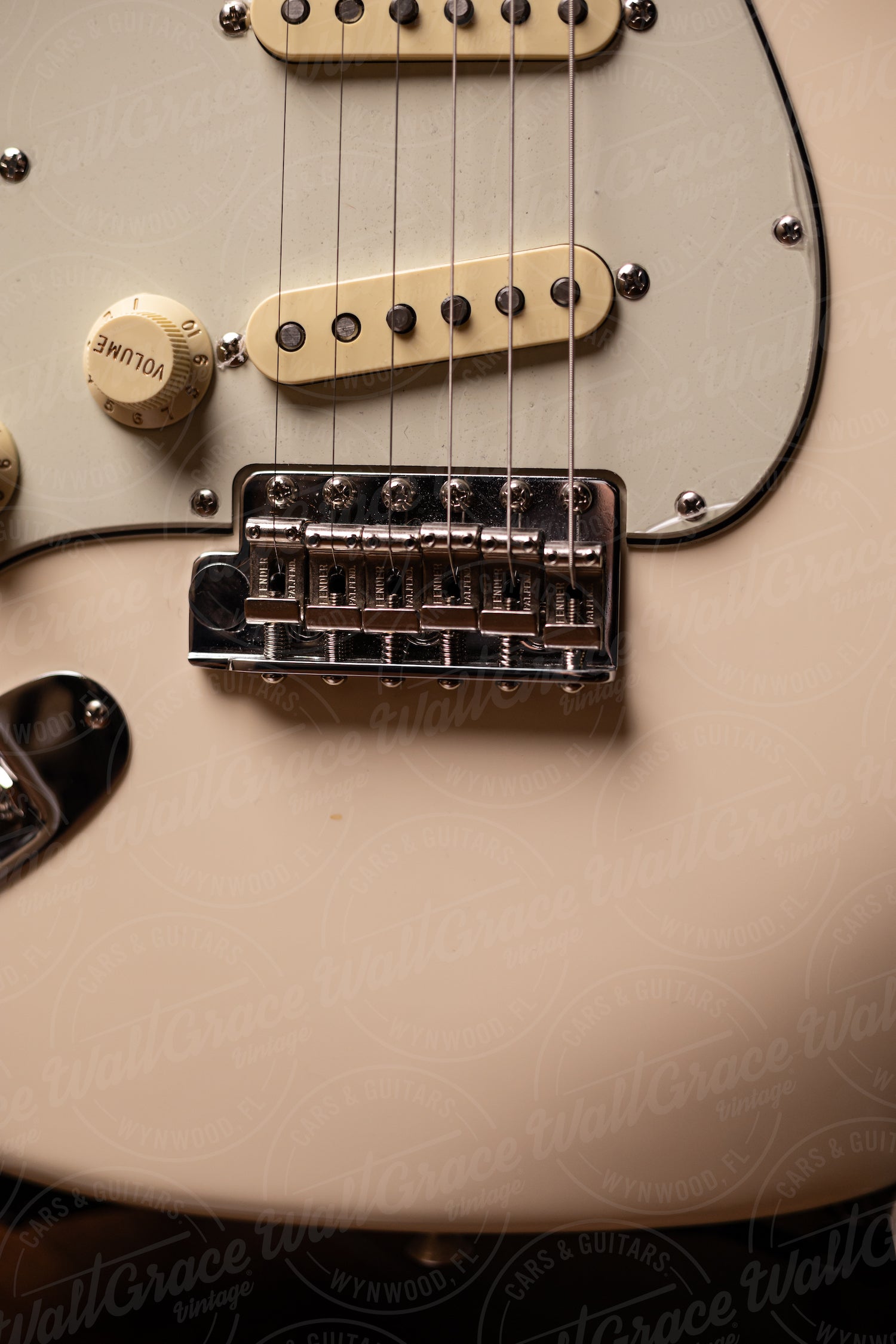 Fender American Vintage II 1961 Stratocaster® Left Handed Electric Guitar - Olympic White