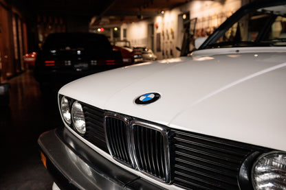 1987 BMW 325is | Alpine White