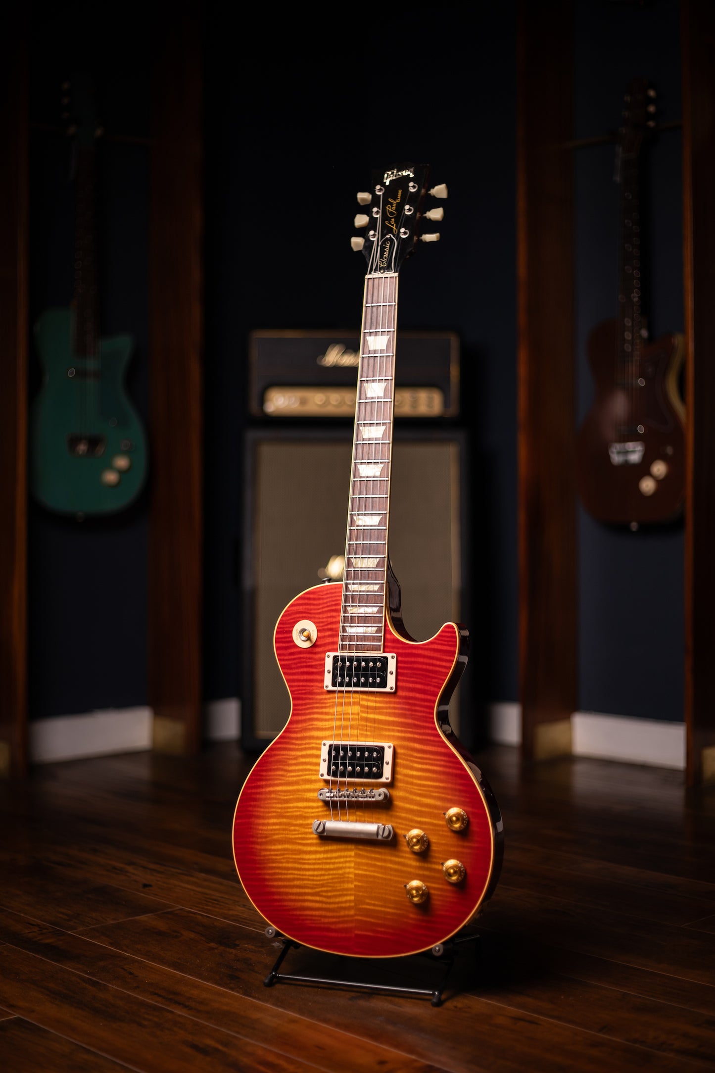 1996 Gibson Les Paul Classic Premium Plus Electric Guitar - Cherry Sunburst
