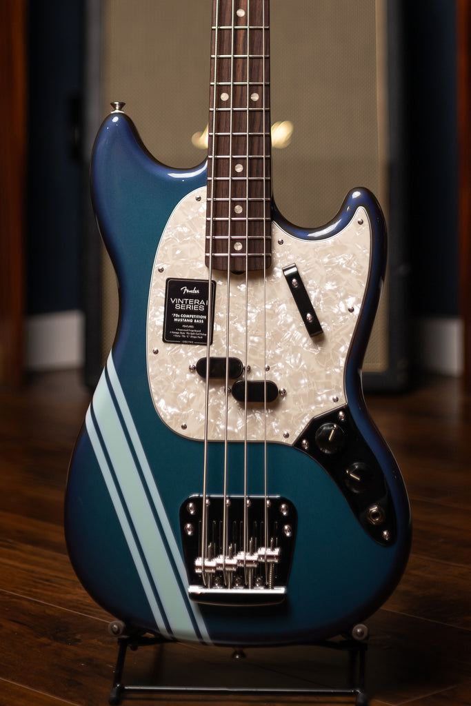 Fender Vintera® II '70s Competition Mustang® Electric Bass - Competition Burgundy