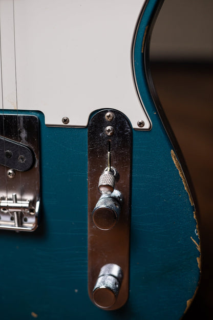 2018 Fender Custom Shop Wildwood 10 1955 Telecaster Relic Electric Guitar - Faded Ocean Turquoise