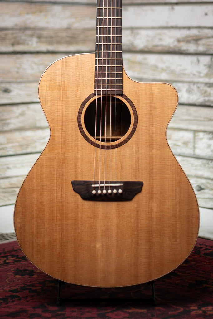 Donovan Leah Guitars Caroline Exceptional Cutaway Acoustic Guitar - Natural