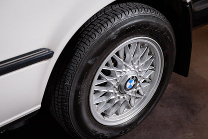 1987 BMW 325is | Alpine White