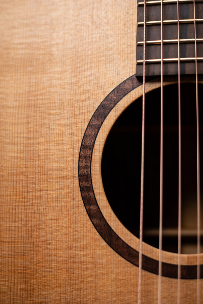 Donovan Leah Guitars Caroline Exceptional Cutaway Acoustic Guitar - Natural