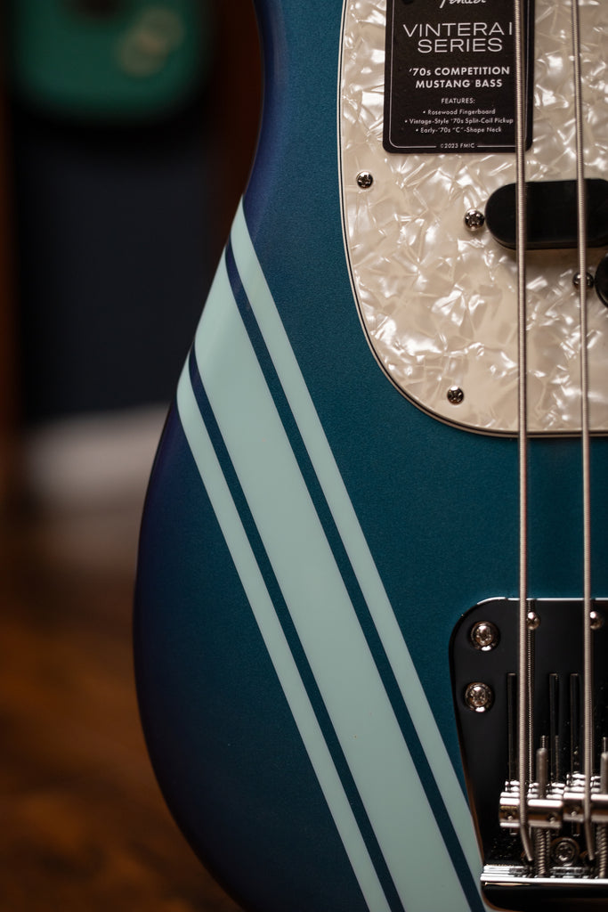 Fender Vintera® II '70s Competition Mustang® Electric Bass - Competition Burgundy