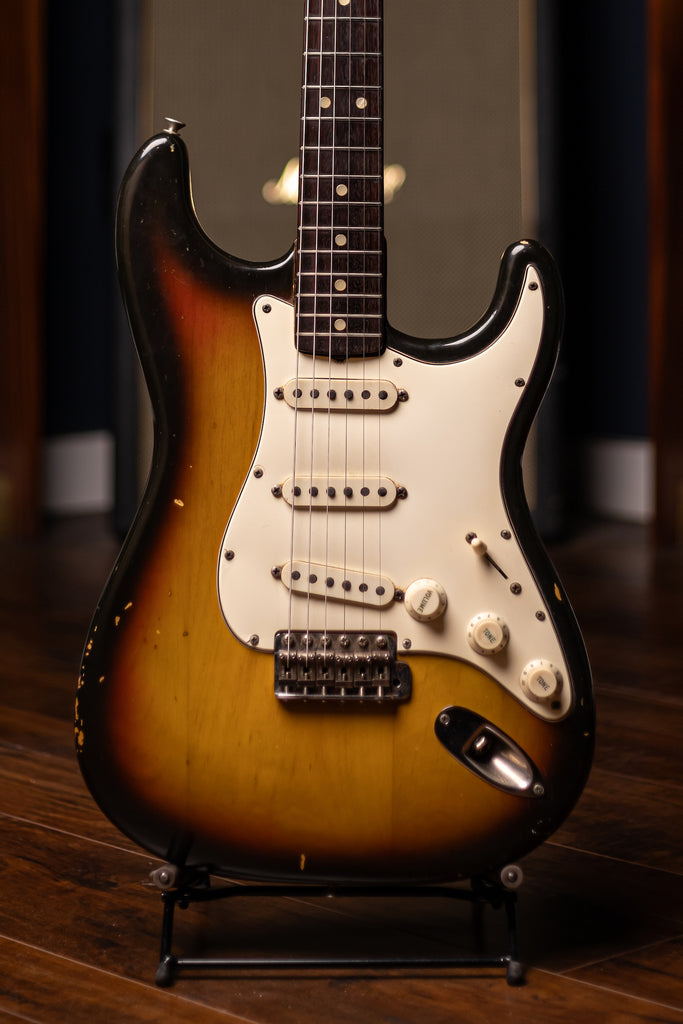 1969 Fender Stratocaster Electric Guitar - Sunburst