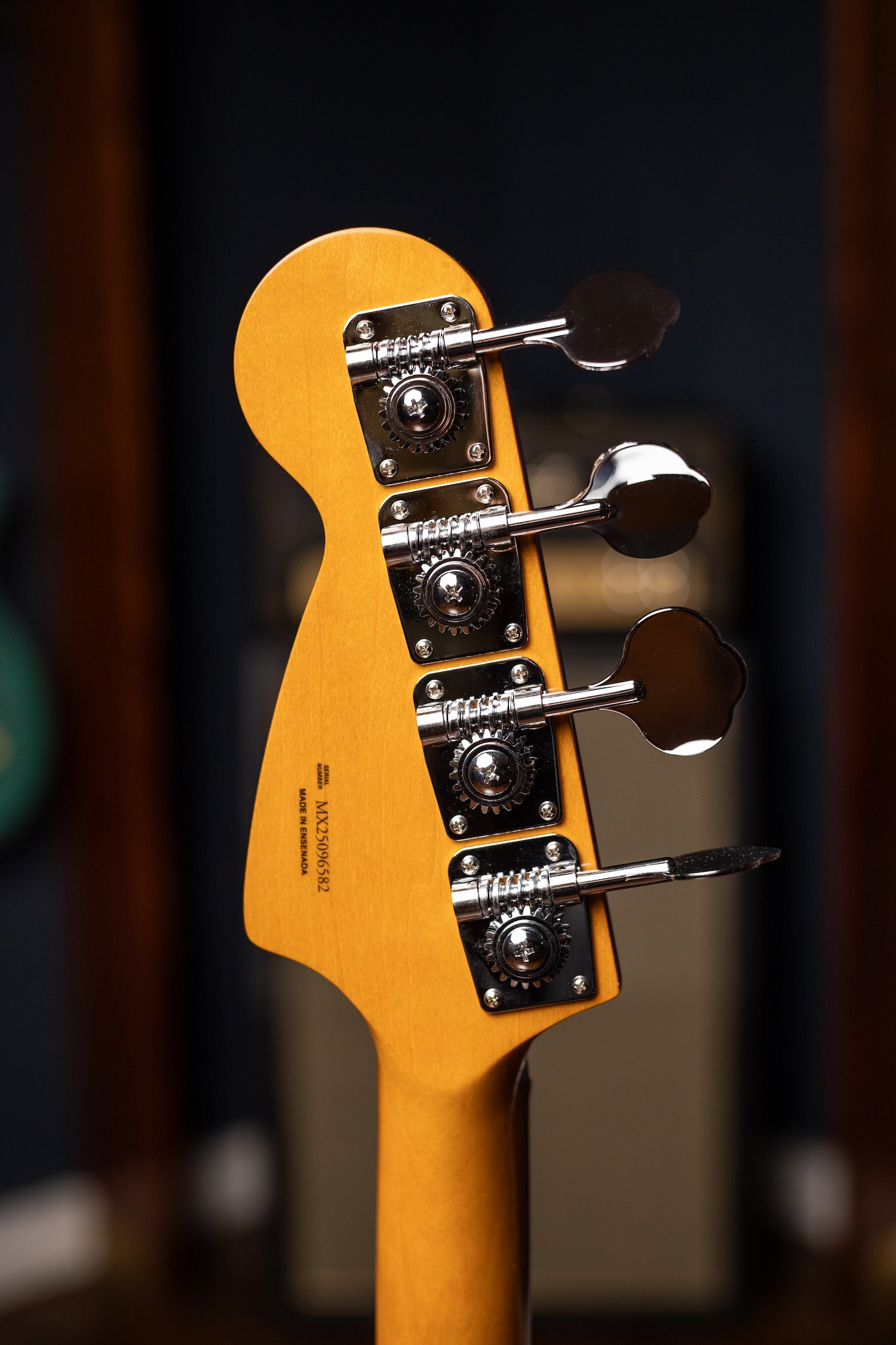 Fender Vintera® II '70s Competition Mustang® Electric Bass - Competition Burgundy