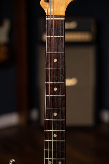 1969 Fender Stratocaster Electric Guitar - Sunburst