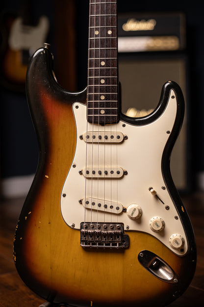 1969 Fender Stratocaster Electric Guitar - Sunburst
