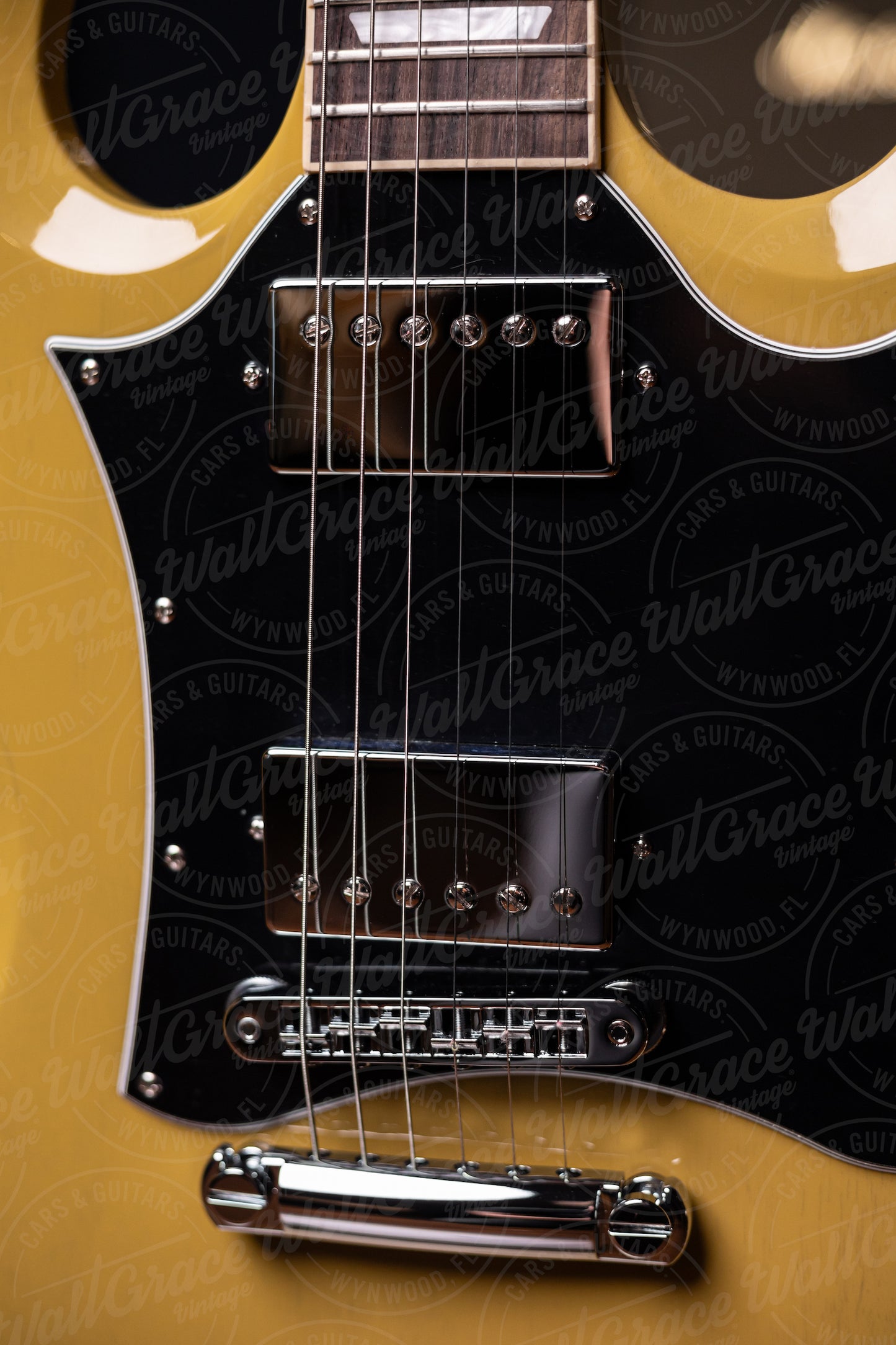 Gibson SG Standard Electric Guitar - TV Yellow