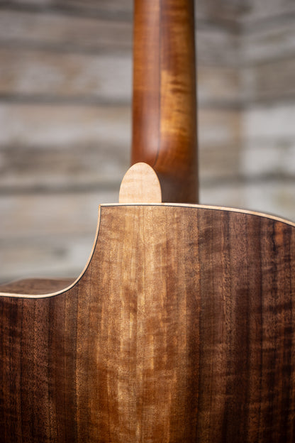 Donovan Leah Guitars Caroline Exceptional Cutaway Acoustic Guitar - Natural