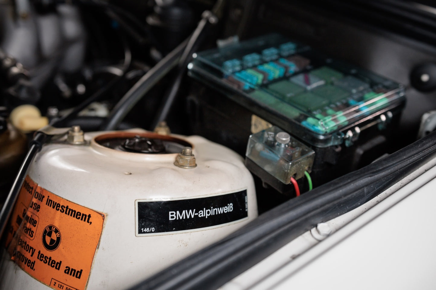 1987 BMW 325is | Alpine White