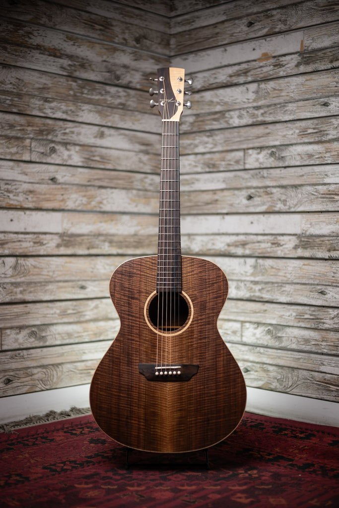 Donovan Leah Guitars Caroline Master Grade Acoustic Guitar - Natural