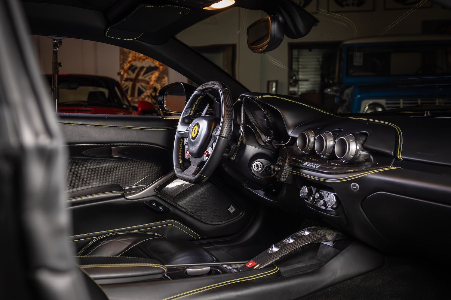 2015 Ferrari F12 Berlinetta | Nero