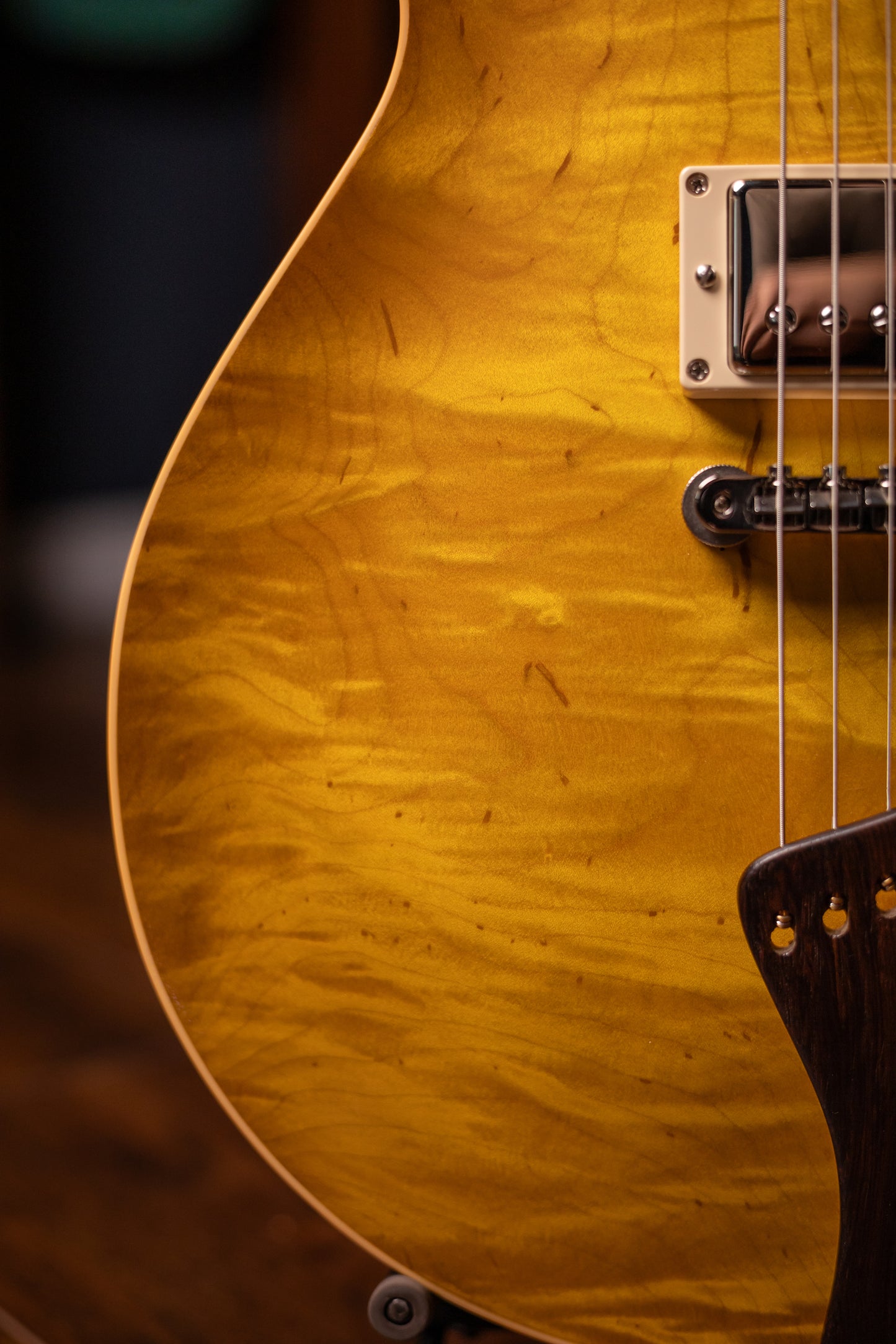 2023 Gil Yaron Bone Voyage Guitar - Sunburst