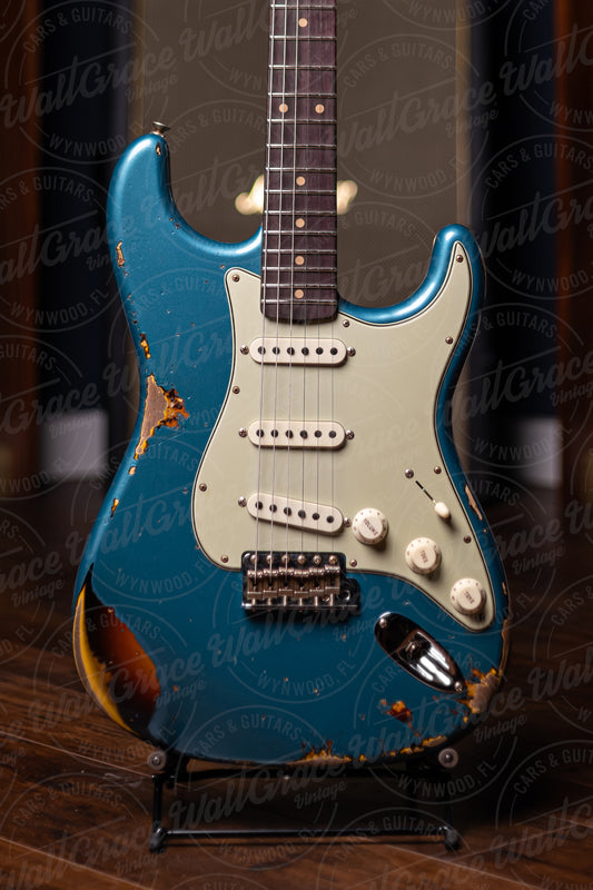 Fender Custom Shop '61 Stratocaster Heavy Relic Electric Guitar - Aged Ocean Turquoise over 3-Tone Sunburst