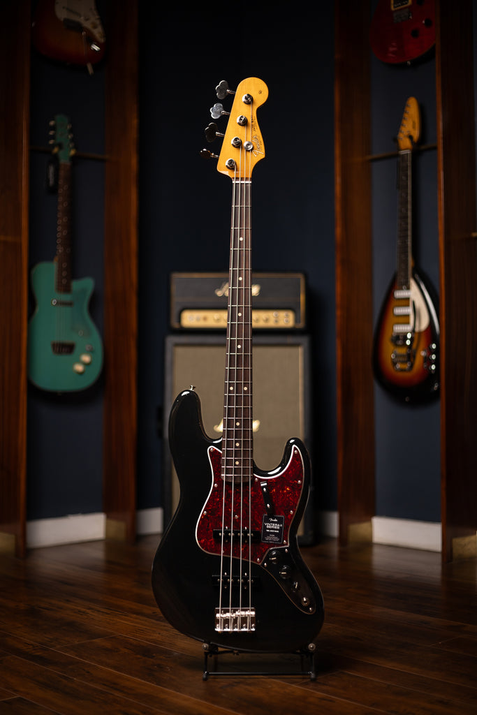 Fender Vintera® II '60s Jazz Bass®, Rosewood Fingerboard | BlackFender Vintera® II '60s Jazz Bass®, Rosewood Fingerboard | Black