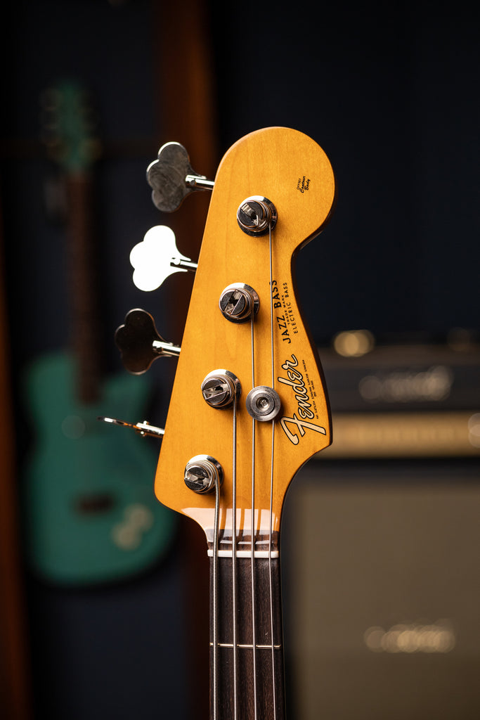 Fender Vintera® II '60s Jazz Bass®, Rosewood Fingerboard | BlackFender Vintera® II '60s Jazz Bass®, Rosewood Fingerboard | Black