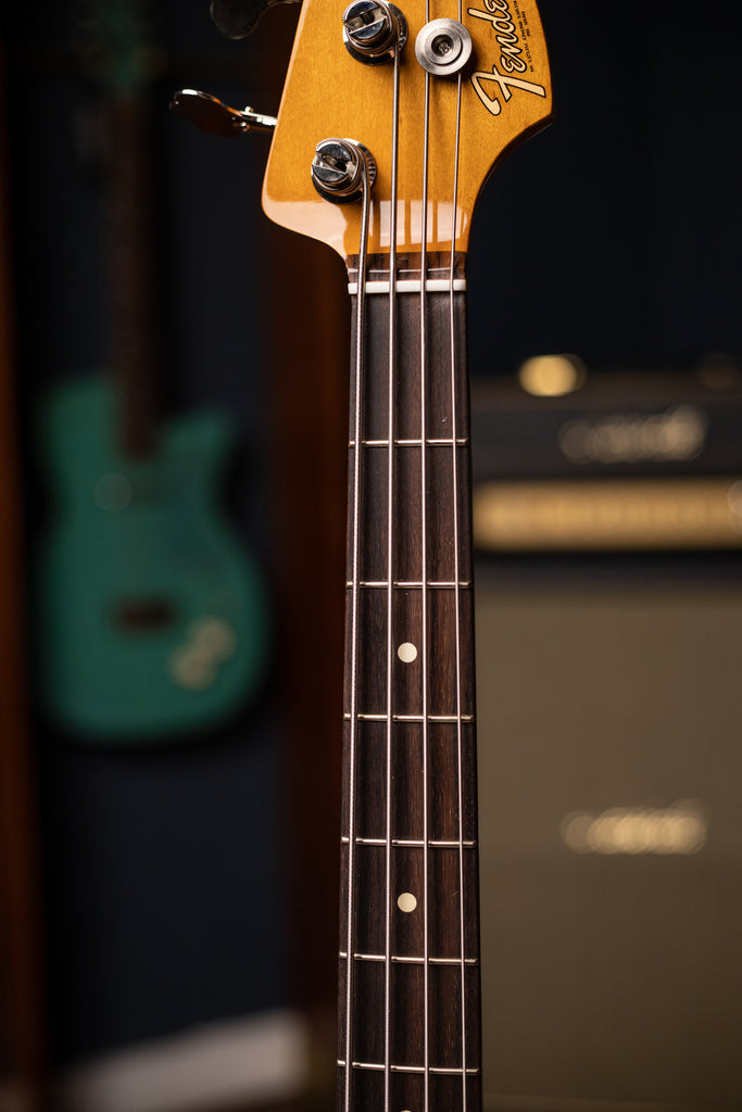 Fender Vintera® II '60s Jazz Bass®, Rosewood Fingerboard | BlackFender Vintera® II '60s Jazz Bass®, Rosewood Fingerboard | Black