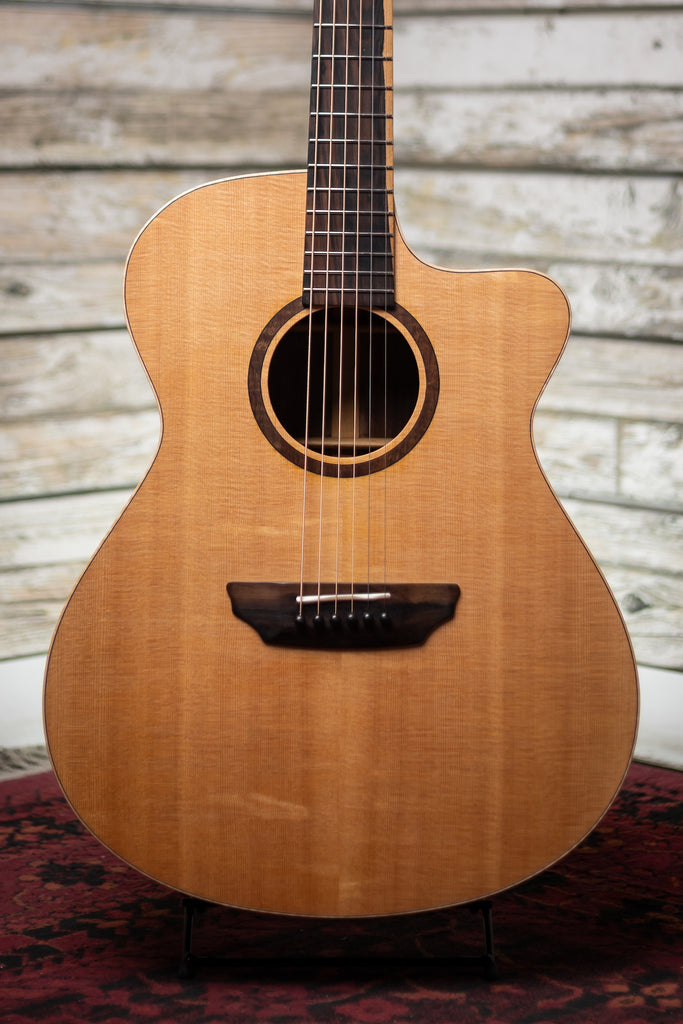 Donovan Leah Guitars Caroline Benchmark Cutaway Acoustic Guitar - Natural