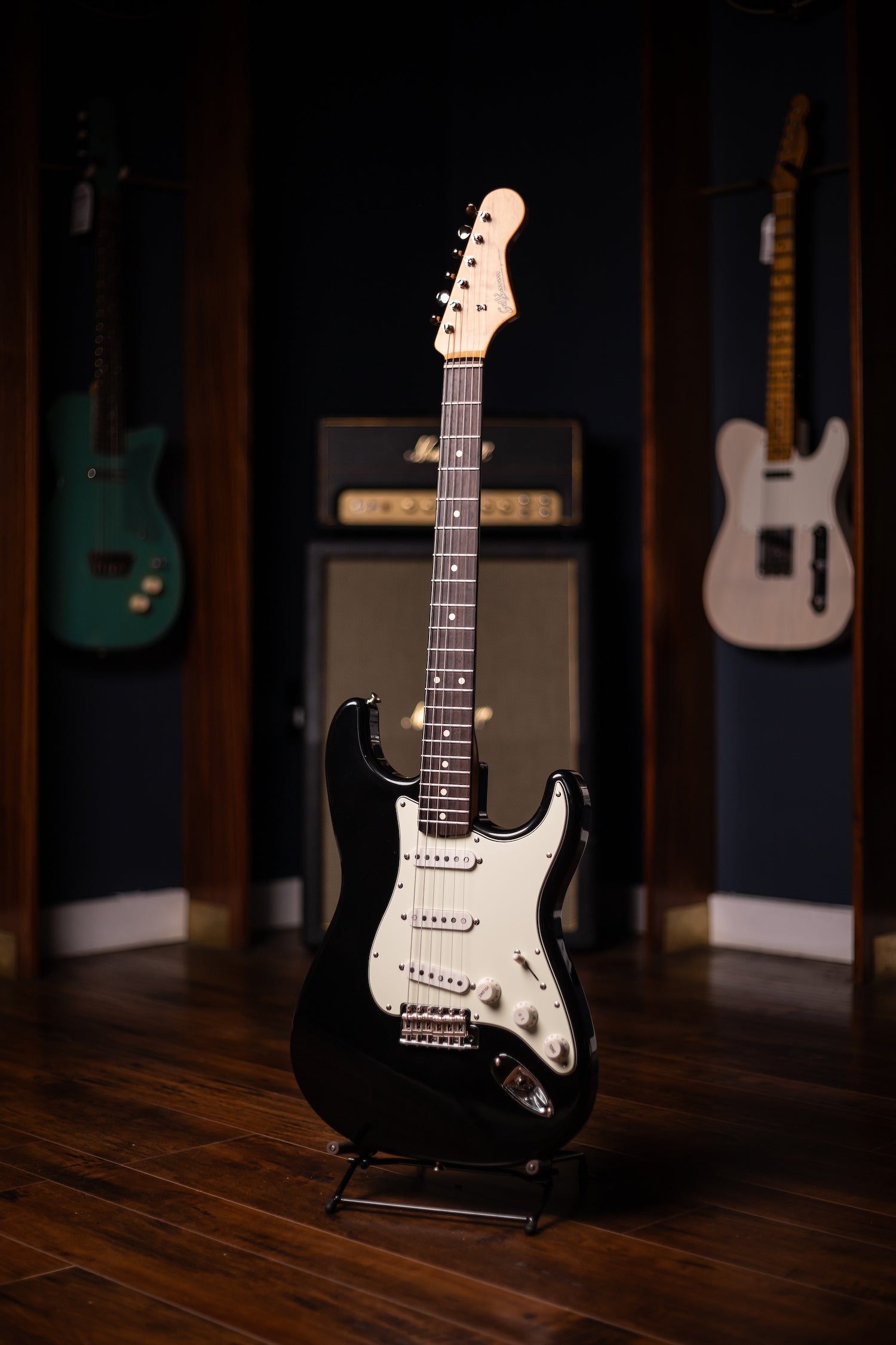 2022 Gil Yaron 1963 S Type Custom Electric Guitar - Black