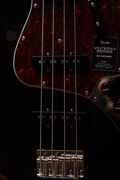 Fender Vintera® II '60s Jazz Bass®, Rosewood Fingerboard | BlackFender Vintera® II '60s Jazz Bass®, Rosewood Fingerboard | Black
