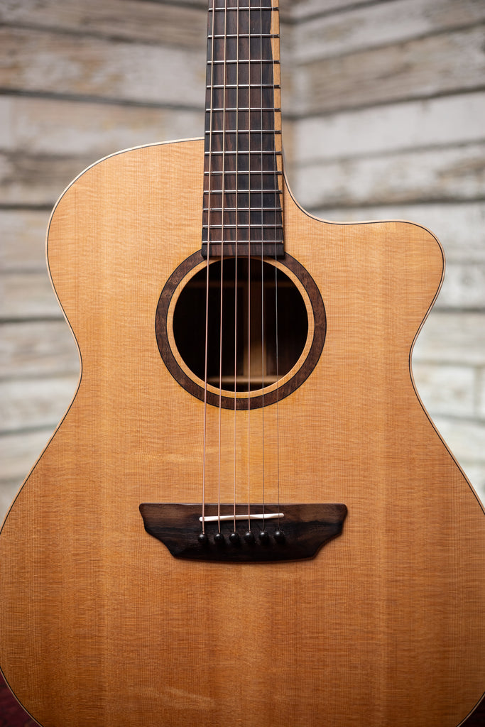 Donovan Leah Guitars Caroline Benchmark Cutaway Acoustic Guitar - Natural