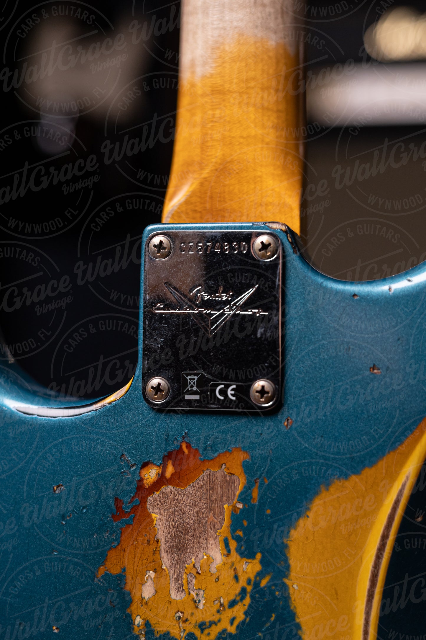 Fender Custom Shop '61 Stratocaster Heavy Relic Electric Guitar - Aged Ocean Turquoise over 3-Tone Sunburst