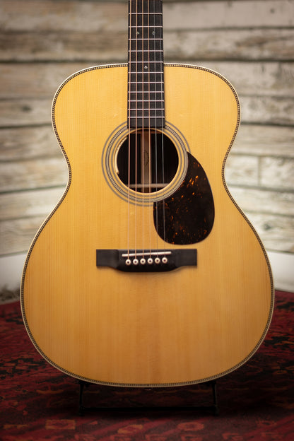 Martin OM-28E Standard L.R. Baggs Orchestra Model Acoustic-Electric Guitar  - Natural