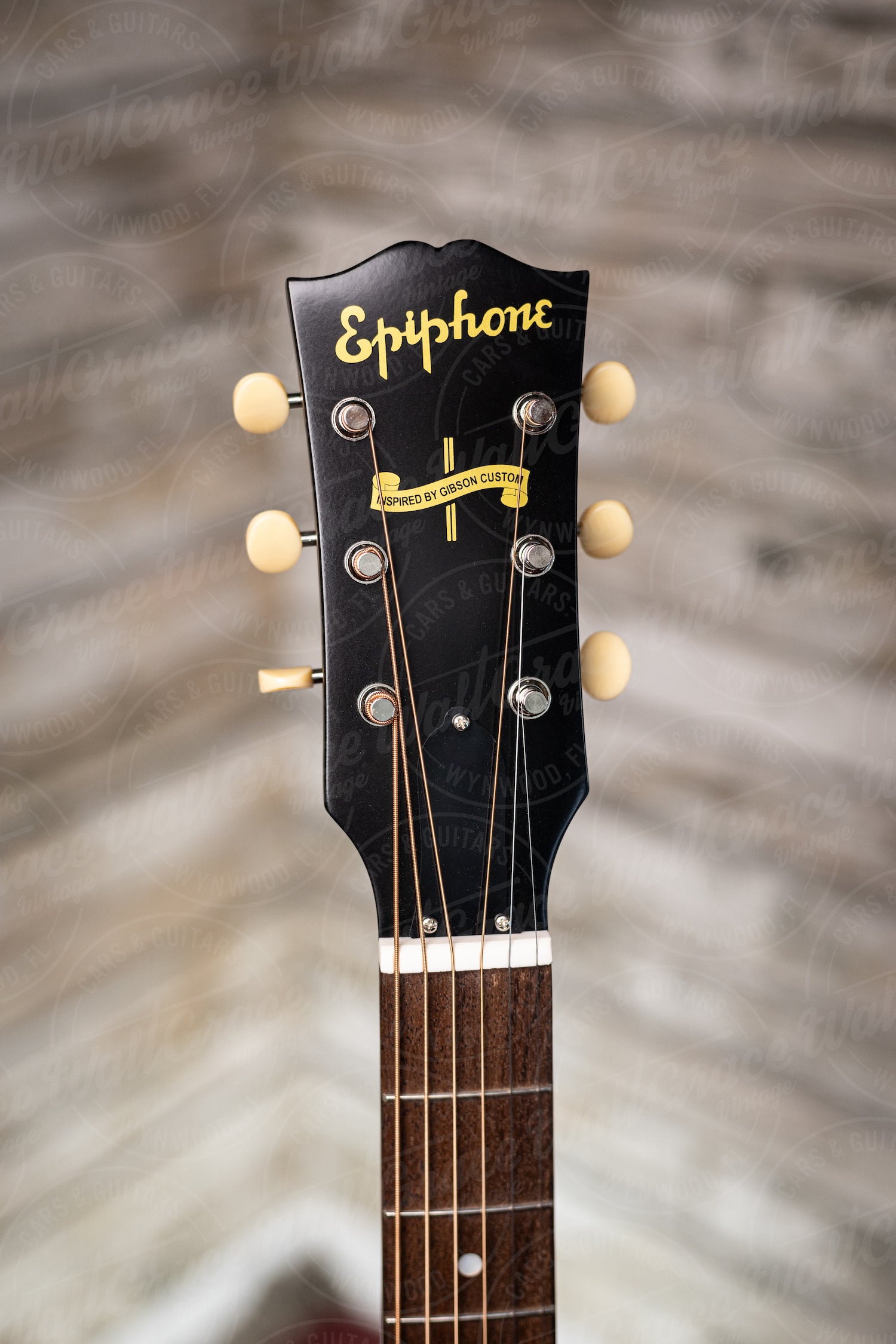 Epiphone 1942 Banner J-45 Acoustic Guitar - Vintage Sunburst VOS