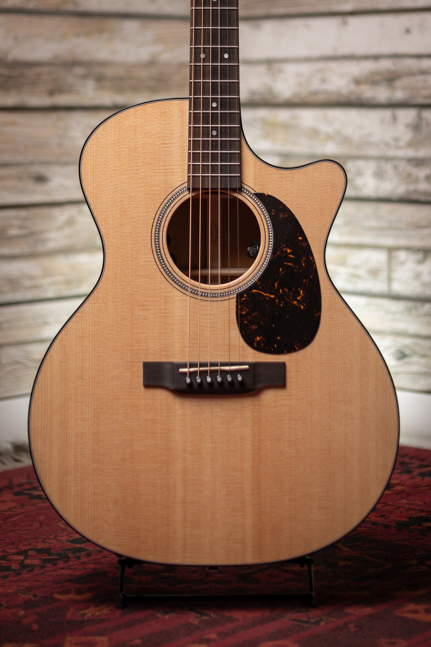 Martin GPC-16E 16 Series, Grand Performance 14-Fret Acoustic Electric Guitar