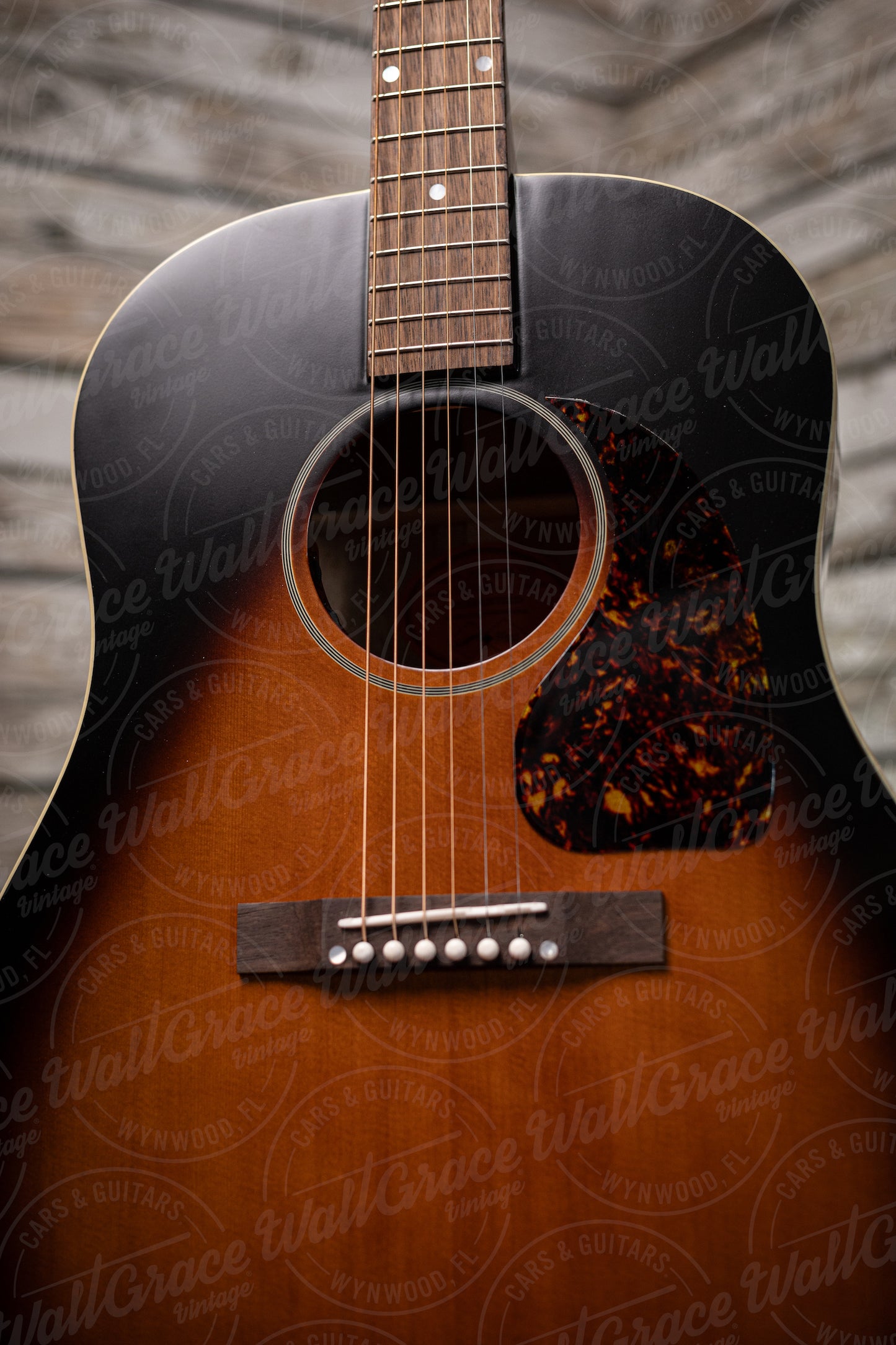 Epiphone 1942 Banner J-45 Acoustic Guitar - Vintage Sunburst VOS