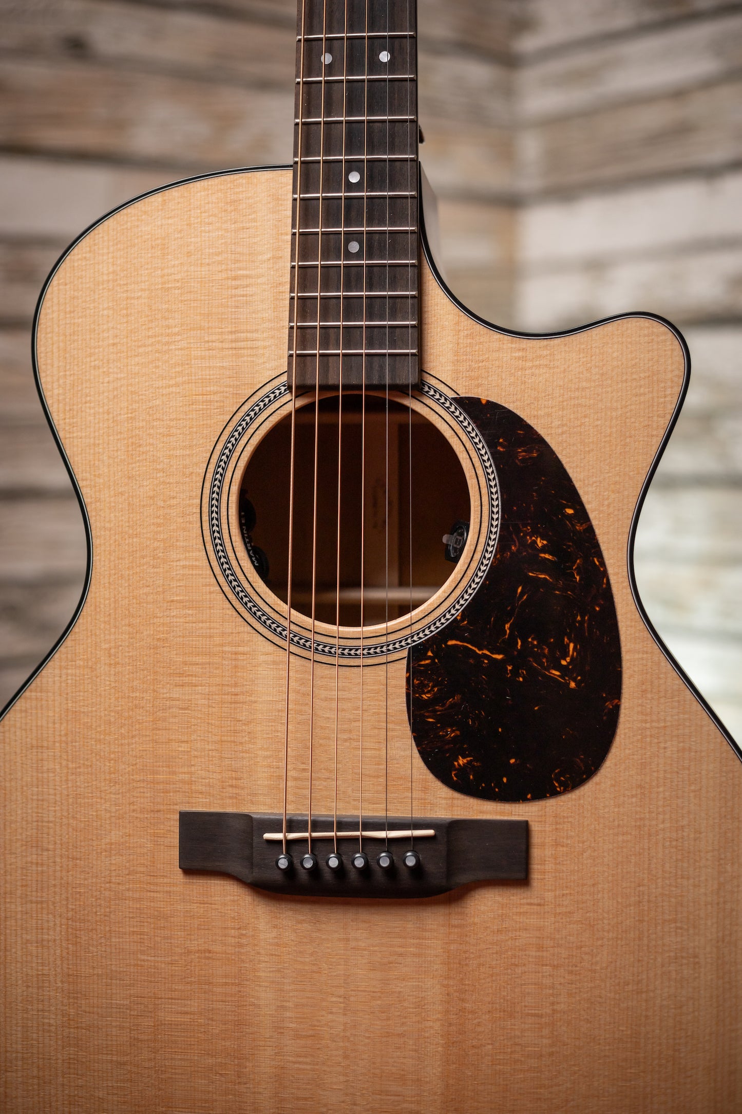 Martin GPC-16E 16 Series, Grand Performance 14-Fret Acoustic Electric Guitar