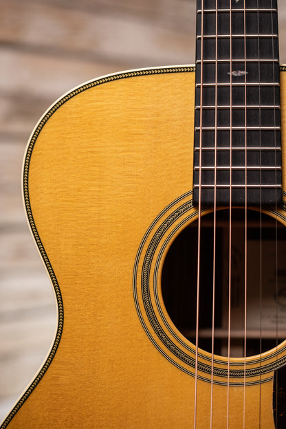 Martin 000-EC 30th Anniversary Eric Clapton Signature Acoustic Guitar - Antique Toner