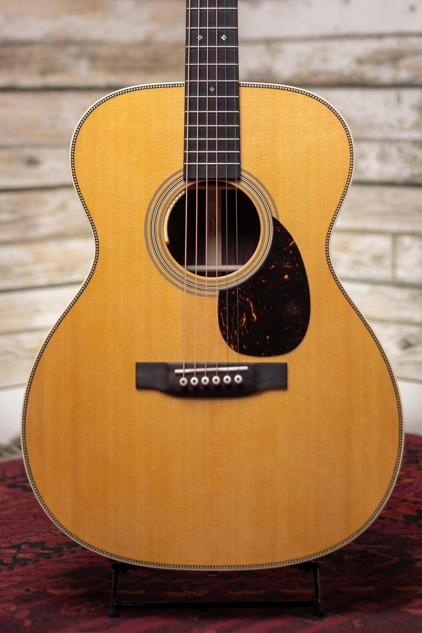 Martin OM-28E Standard L.R. Baggs Orchestra Model Acoustic-Electric Guitar  - Natural