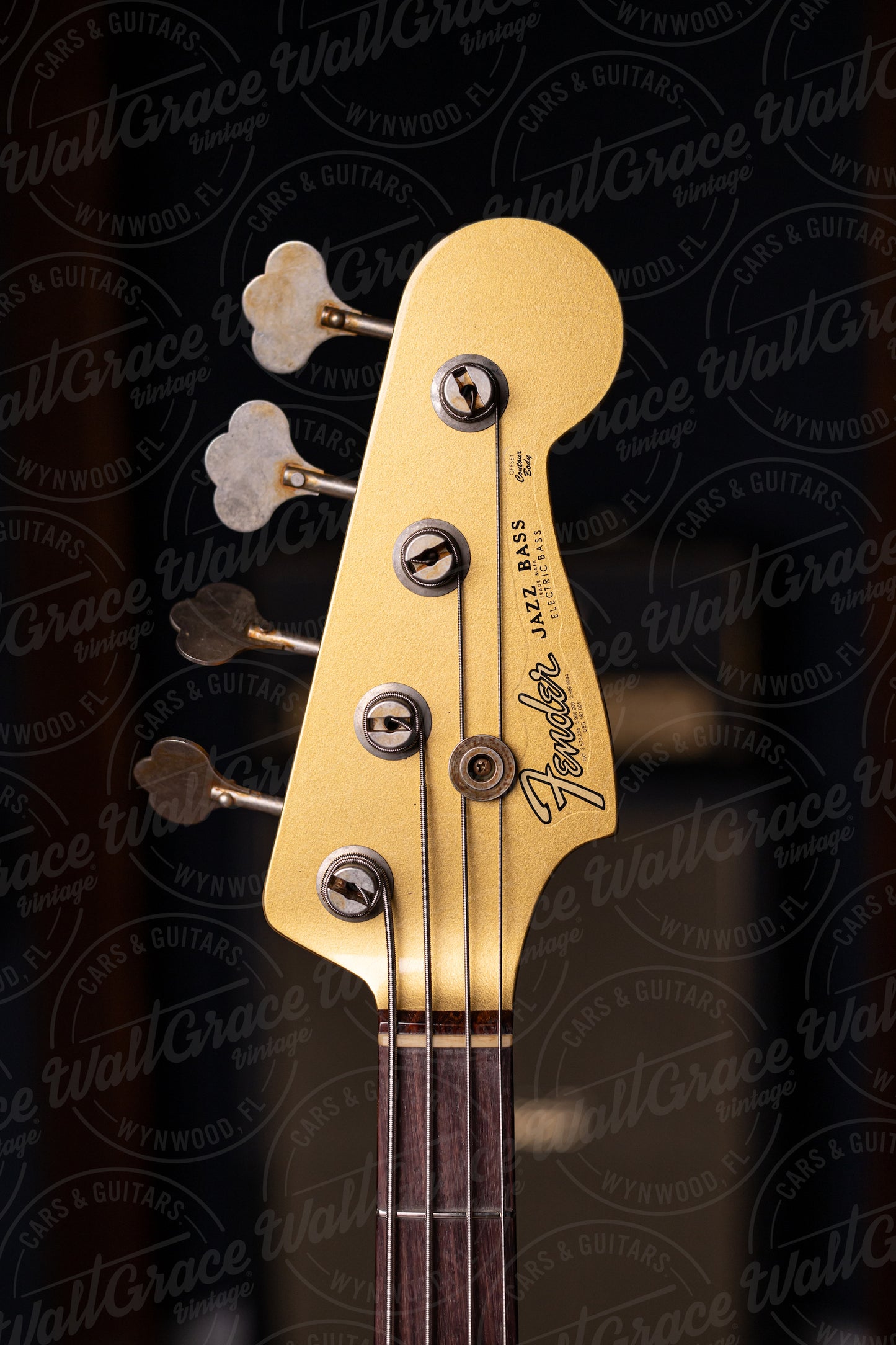 Fender Custom Shop 1963 Jazz Bass Journeyman Relic Bass - Aged Aztec Gold