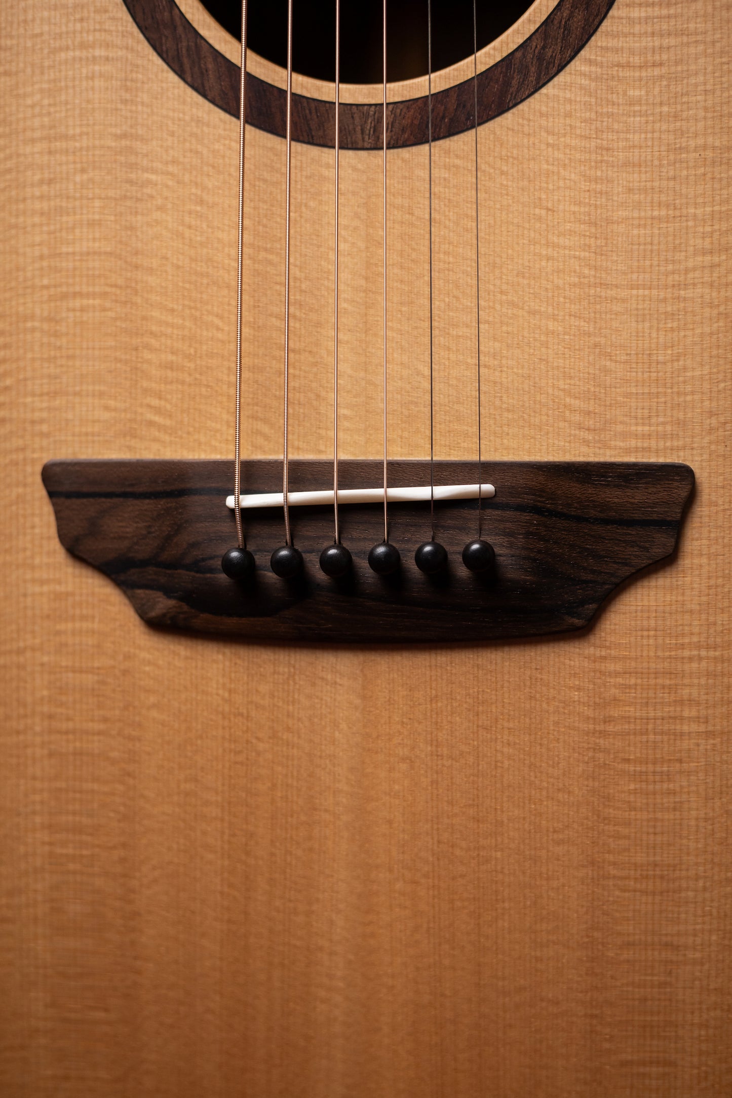 Donovan Leah Guitars Caroline Exceptional Acoustic Guitar - Natural