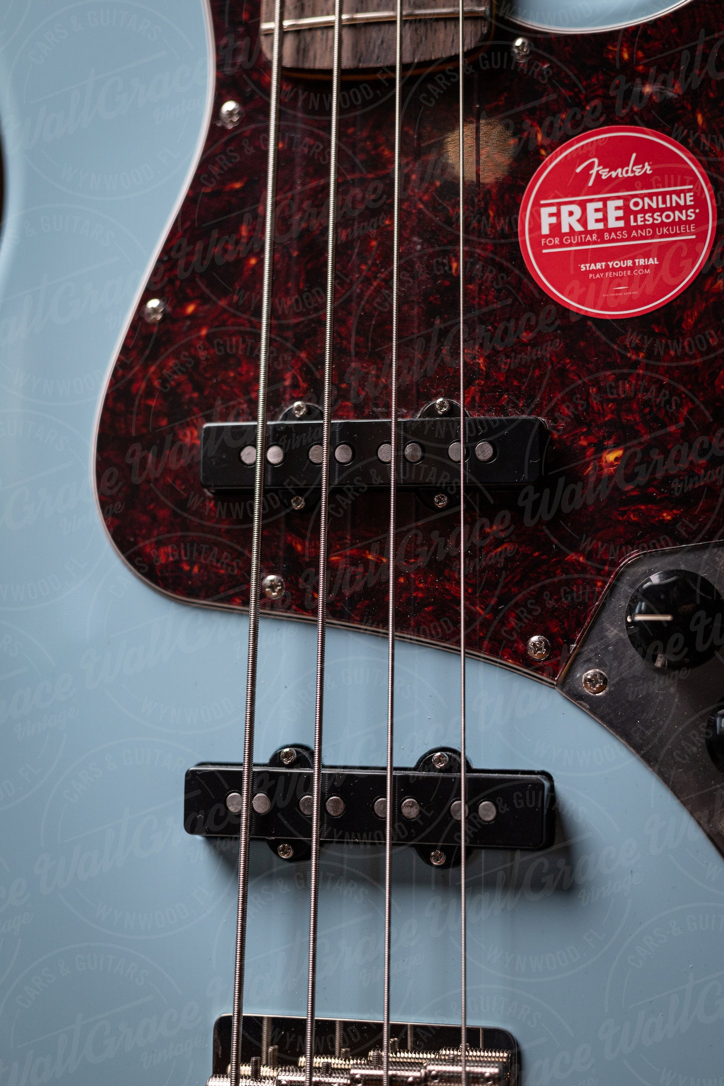 Squier Classic Vibe 60's Jazz Bass - Daphne Blue