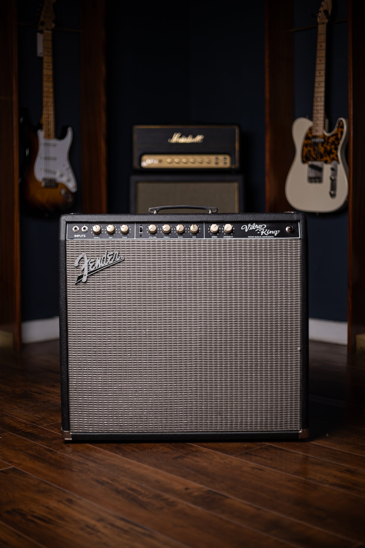 1990's Fender Vibro-King Custom Combo Amp - Black Tolex