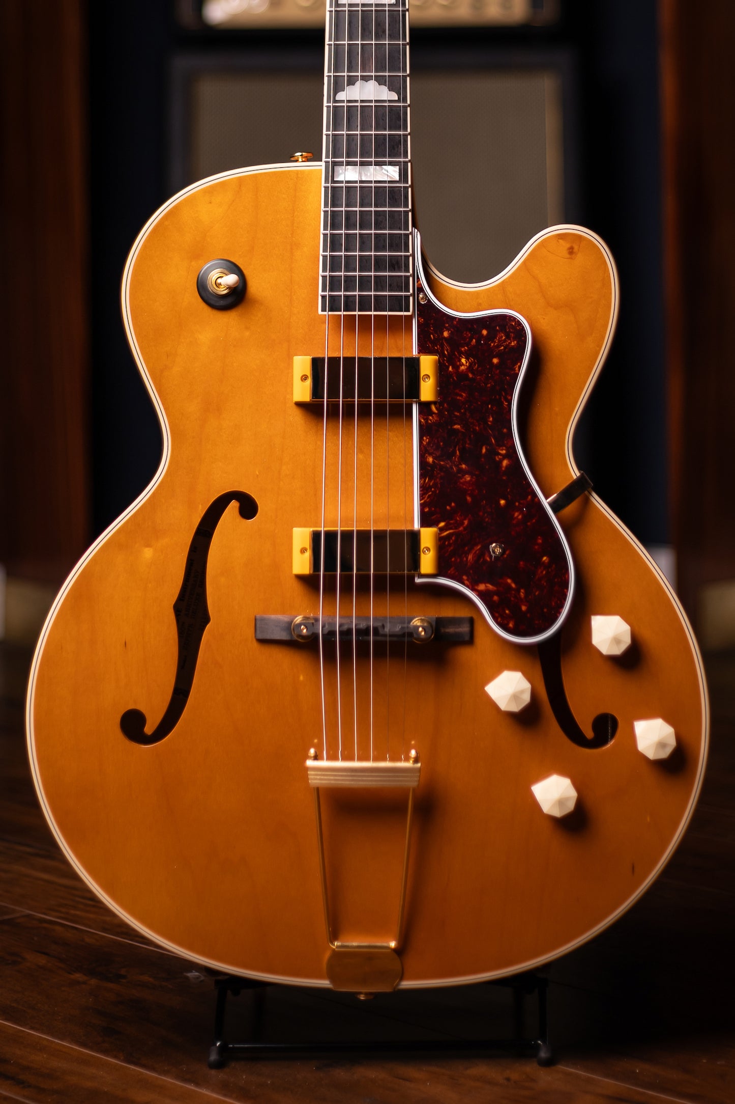 Epiphone 150th Anniversary Zephyr DeLuxe Regent Hollowbody Electric Guitar - Aged Antique Natural