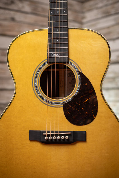 Martin OMJM John Mayer Acoustic-Electric Guitar - Natural