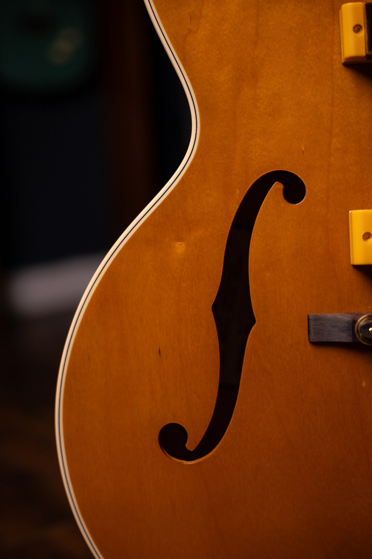 Epiphone 150th Anniversary Zephyr DeLuxe Regent Hollowbody Electric Guitar - Aged Antique Natural