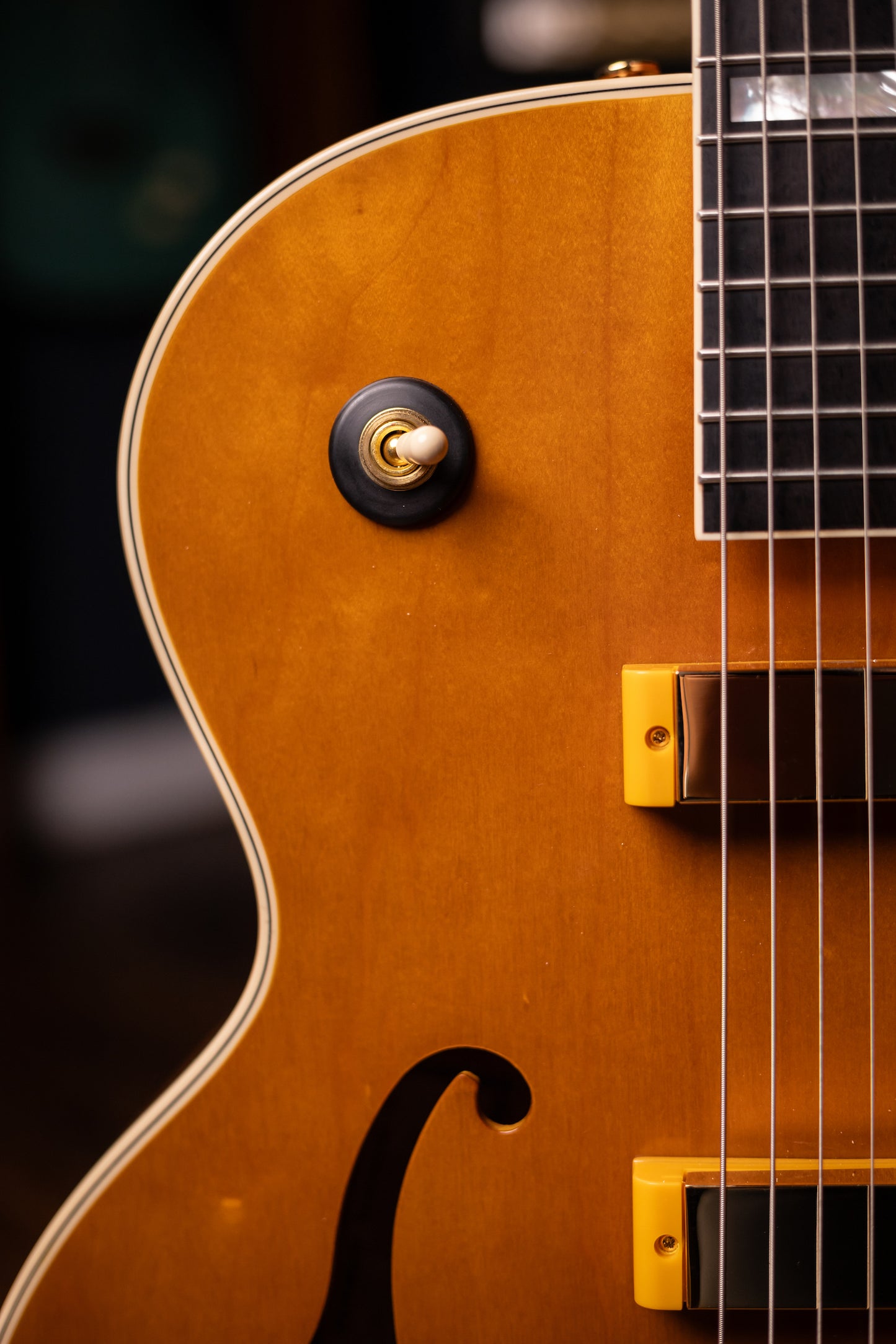 Epiphone 150th Anniversary Zephyr DeLuxe Regent Hollowbody Electric Guitar - Aged Antique Natural