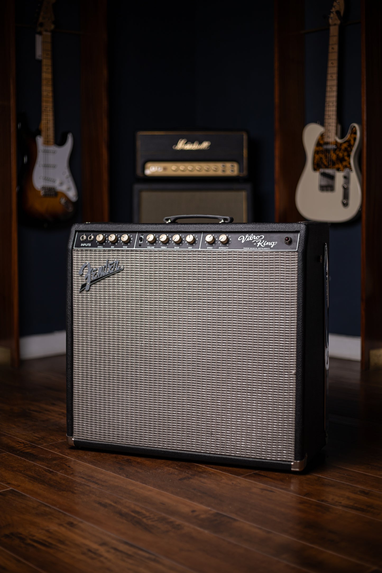 1990's Fender Vibro-King Custom Combo Amp - Black Tolex